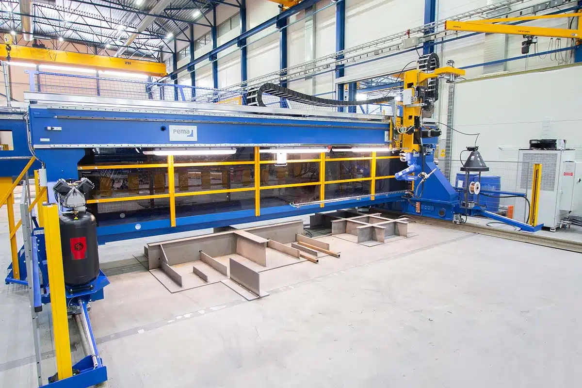 005-PEMA_Robot-Welding-VRWP-C-Compact-005