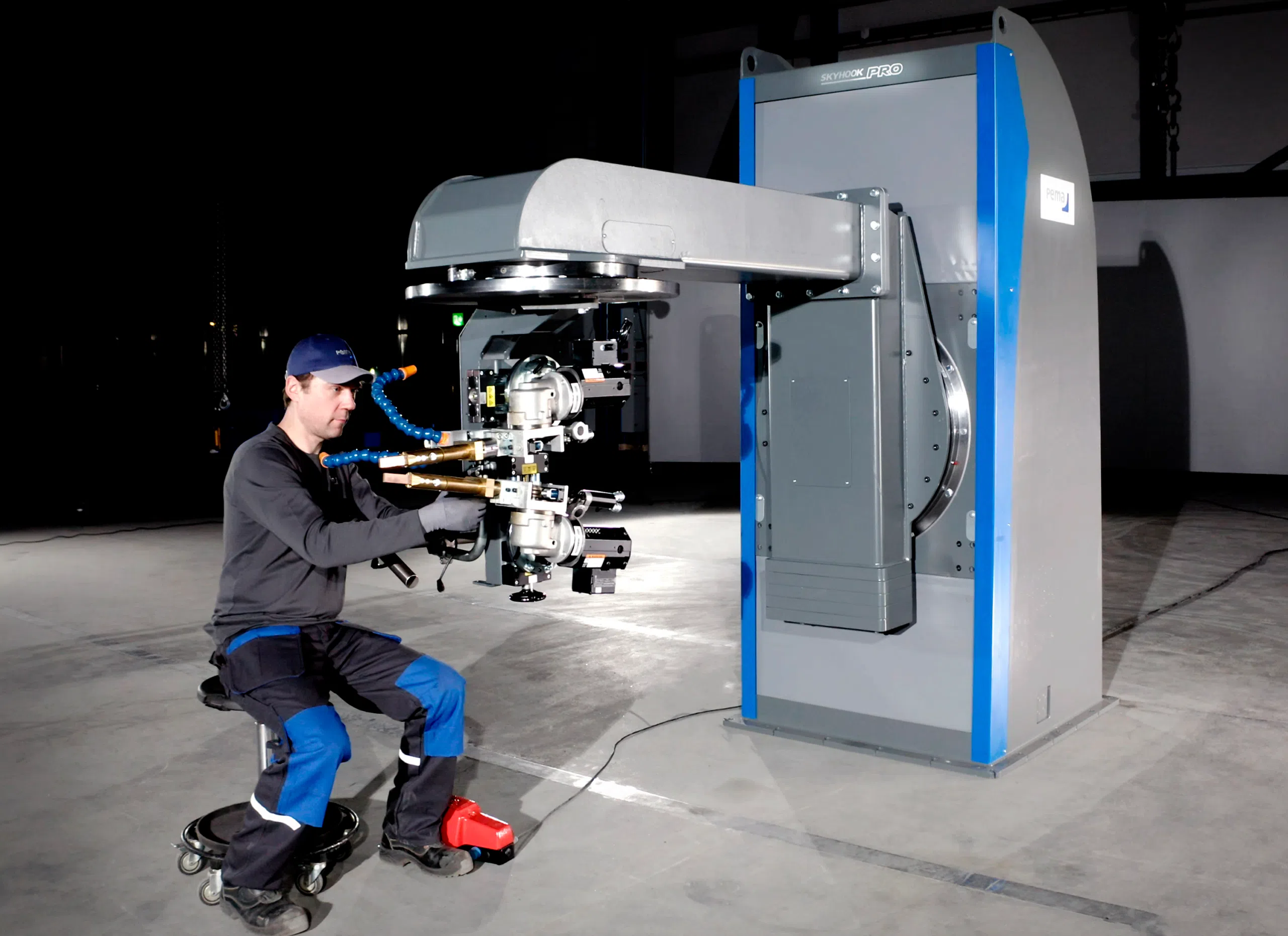 SPSi welding positioner increases the efficiency of the welder.