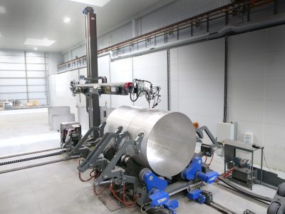 PEMA Column&Boom, Assembly station with support arms, tank and pressure vessel, MAG-SAW 2019_001